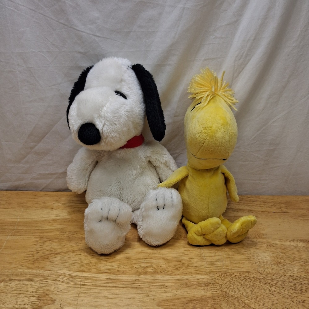 Kohl's Cares Peanuts Snoopy and Woodstock Stuffed Animal Plush Set White Yellow